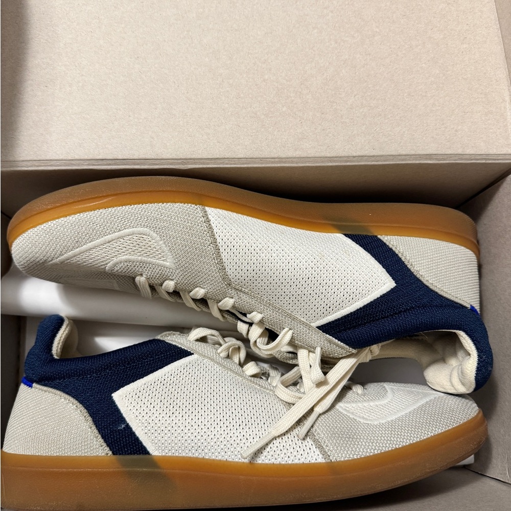 Men’s Rothy’s size 10